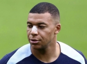 九游体育-包含Scout巅峰对决，姆巴佩与90激战老鹰分钟，回归赛场胜负难料！的词条