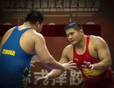 关于摔跤赛场再起风云：三湘风暴队失利瓯越烈马队，赛场气氛火爆边后卫成为亮点的信息