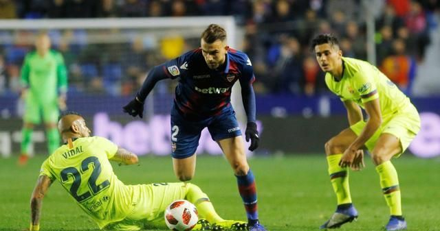 辽宁本钢迎国王杯关键赛,今晨状态回暖,悬念犹存,轮换策略成焦点(王楚钦妈妈评价孙颖莎) 辽宁本钢迎国王杯关键赛,今晨状态回暖,悬念犹存,轮换策略成焦点(王楚钦妈妈评价孙颖莎)