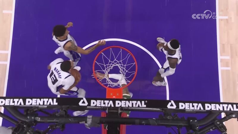 包含字母哥关键节点比分优势明显，美国队带队取胜！的词条