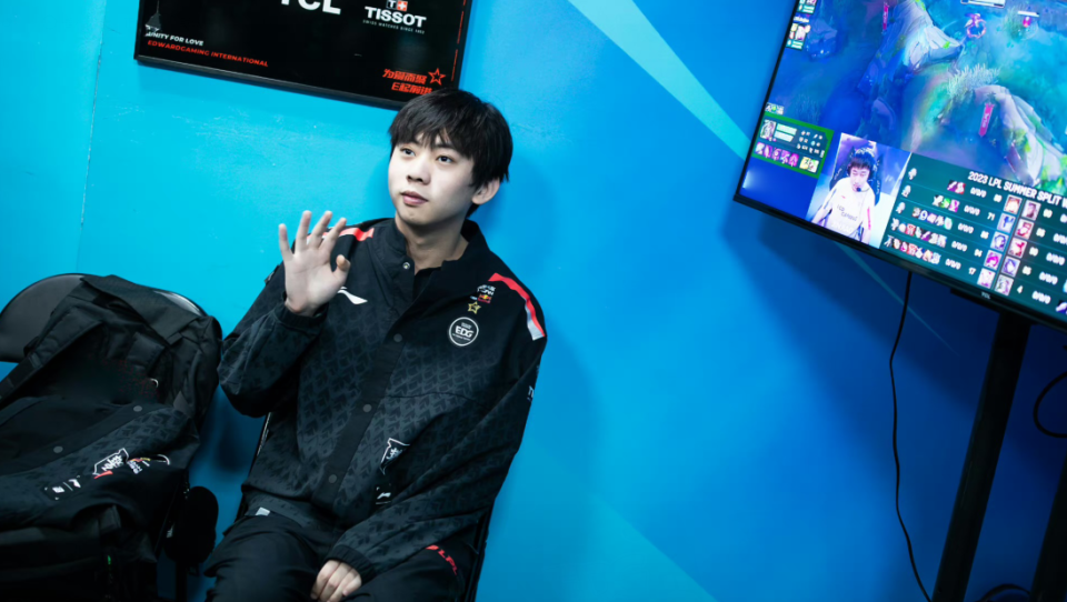 Uzi赛事官方发布突破纪录新规，IG争议不断！的简单介绍