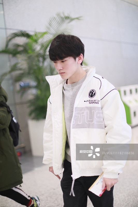 JackeyLove新星势不可挡表现惊艳，FPX未来可期！的简单介绍